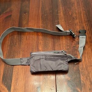 Travelon Charcoal Belt Bag